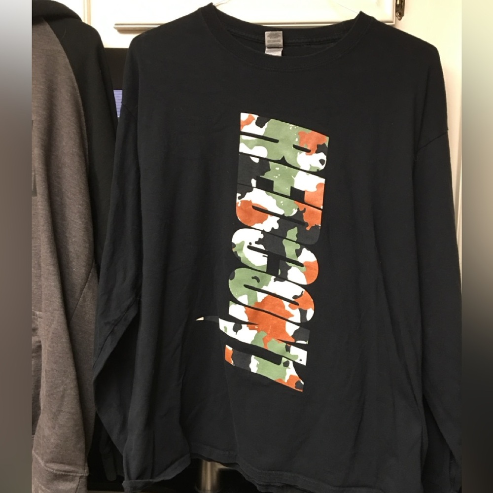 7-Piece Men’s Redcon1 bundle. Size XL.